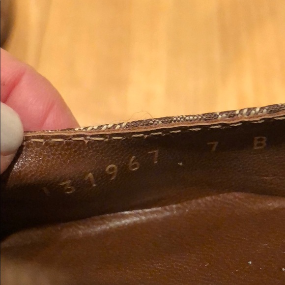 GUCCI Pointy Toe Mule - Picture 6 of 6